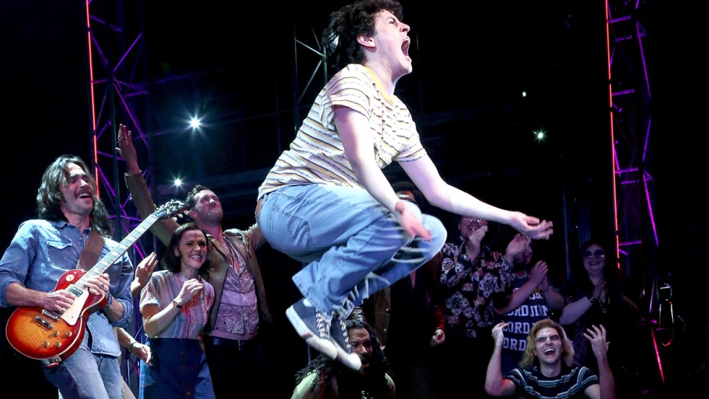 ‘Almost Famous’ to Close on Broadway in January