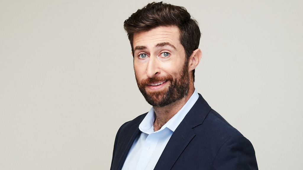 HQ Trivia “Quiz Daddy” Scott Rogowsky Is Betting on a Comeback